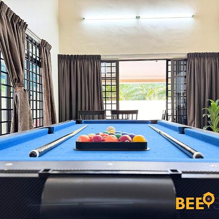 Melaka Afamosa Villa With Private Pool For 10 Pax Alor Gajah Eksteriør billede