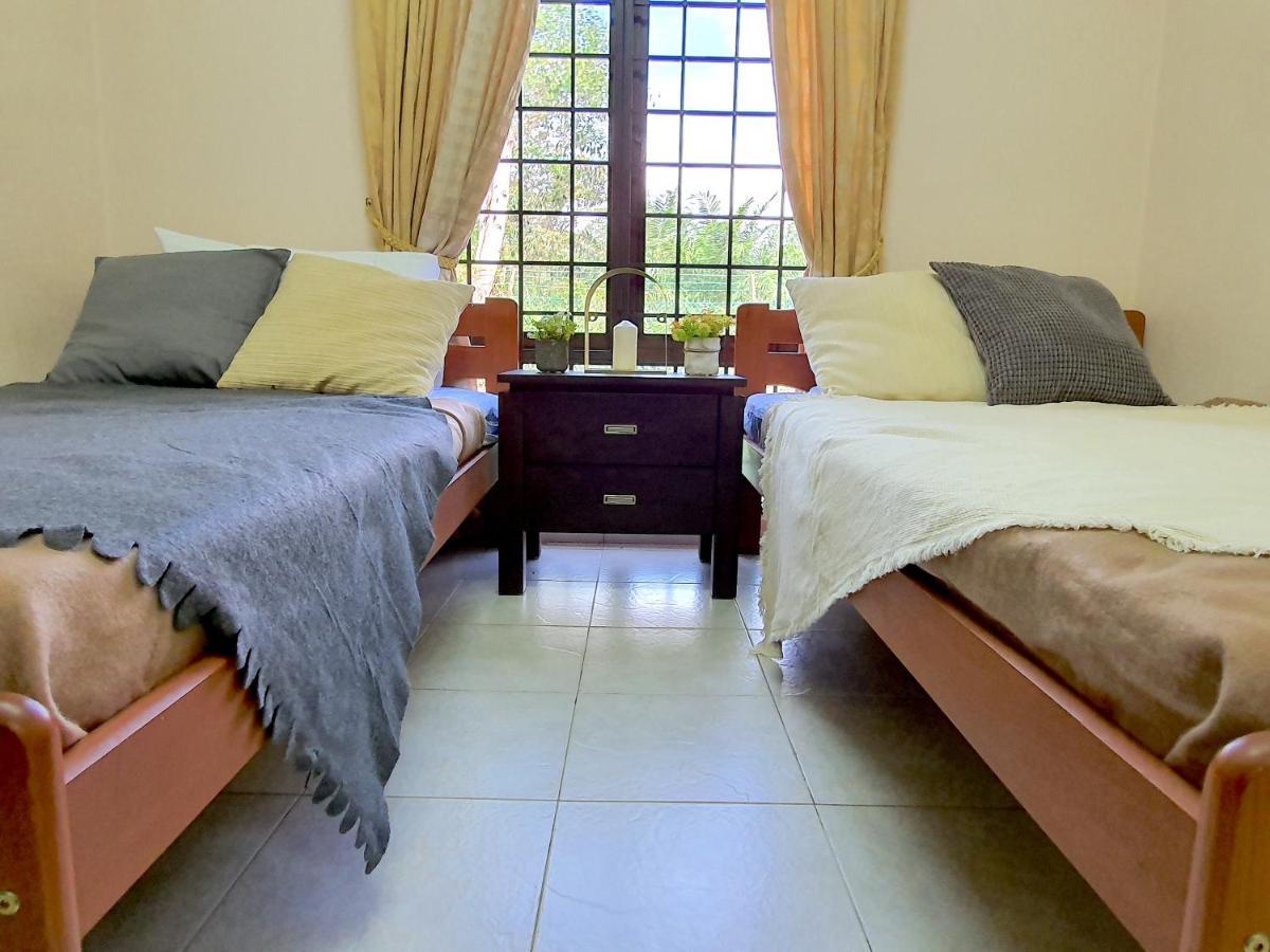 Melaka Afamosa Villa With Private Pool For 10 Pax Alor Gajah Eksteriør billede